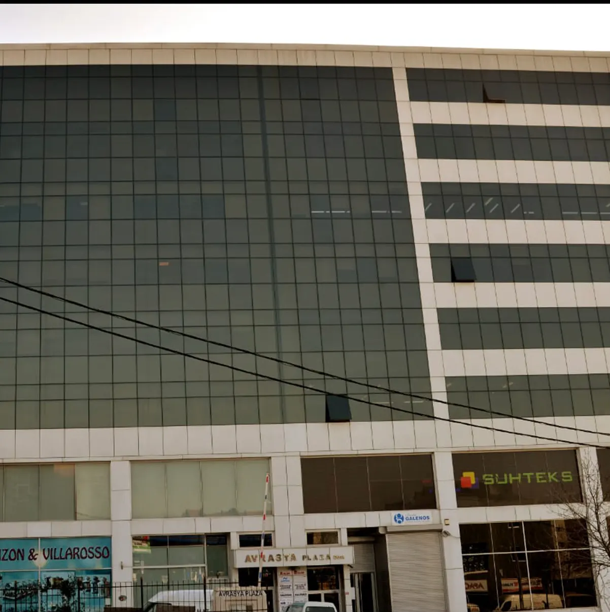 Avrasya Plaza — cadde cephesi